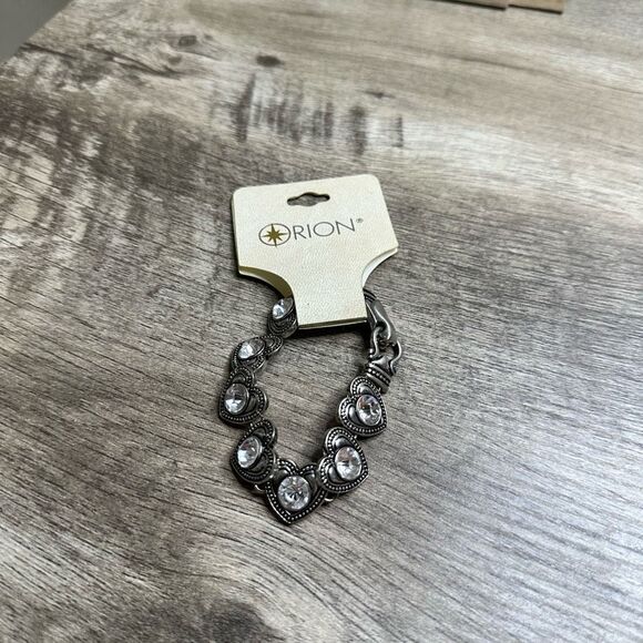 Rion Heart Rhinestone Jeweled Women’s Bracelet New NWT Fashion Jewelry - Picture 2 of 5